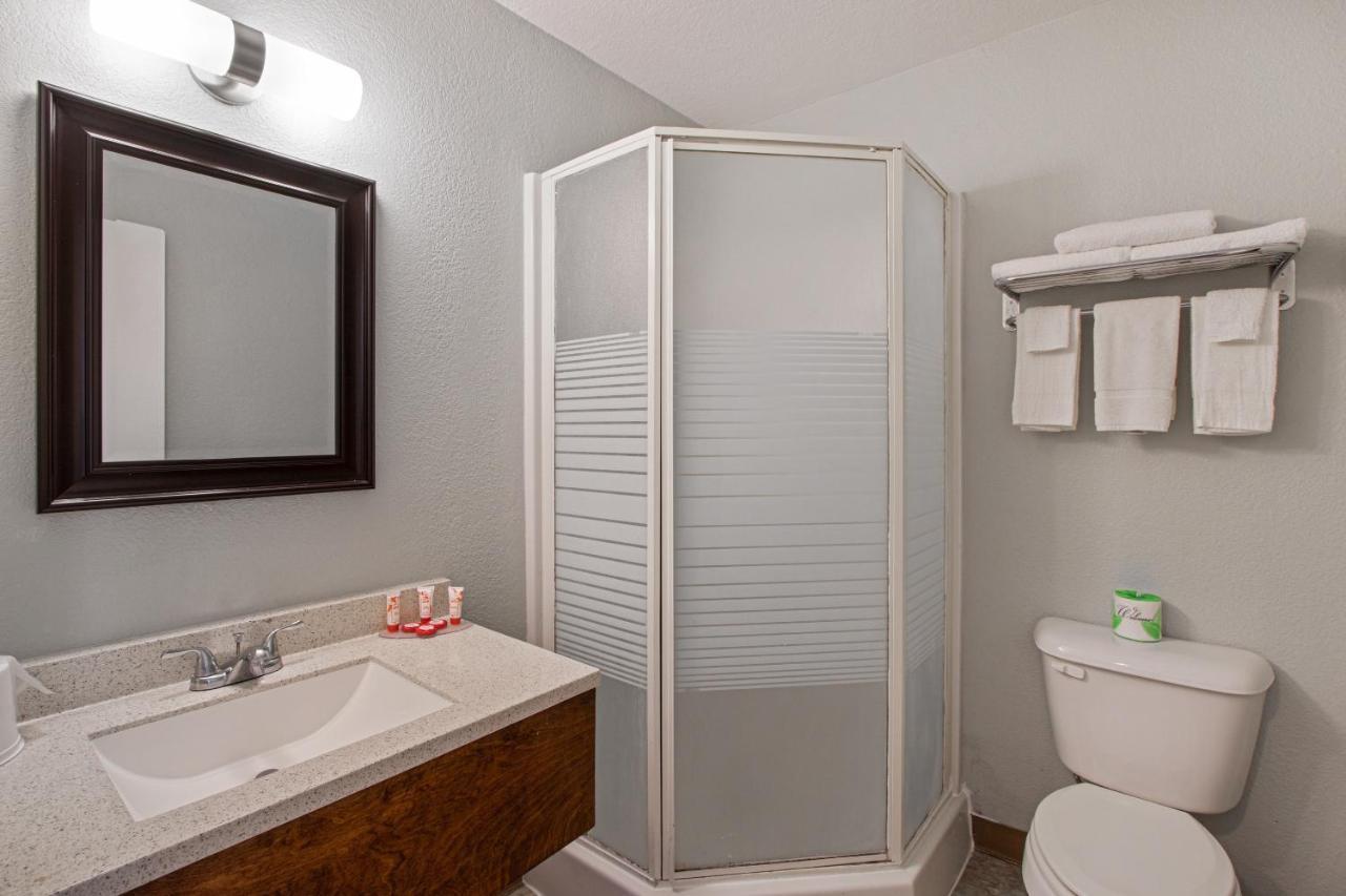 Capital O Hotel Richmond Hill/Savannah area I-95 Esterno foto